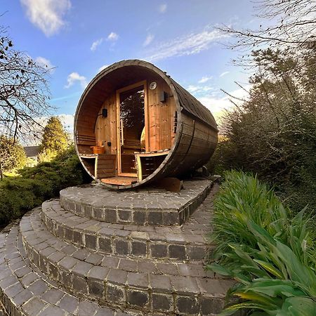 Wellness Tuin - Ultieme Partner Beleving - St Hubertus Suite Met Jacuzzi ,Openhaard, Prive Hottub En Prive Sauna In Jachthut Stijl 호스트 외부 사진